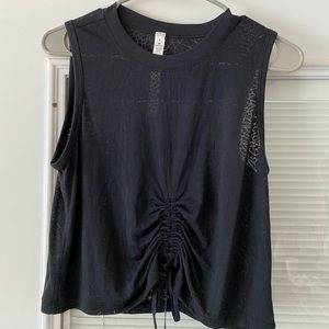 Lululemon crop tank, like new